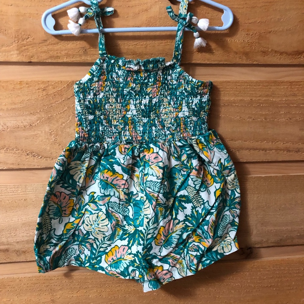 Tommy Bahama teal sleeveless smocked romper shorts size 4T